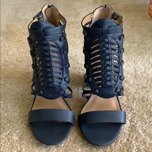 Block-heeled sandals